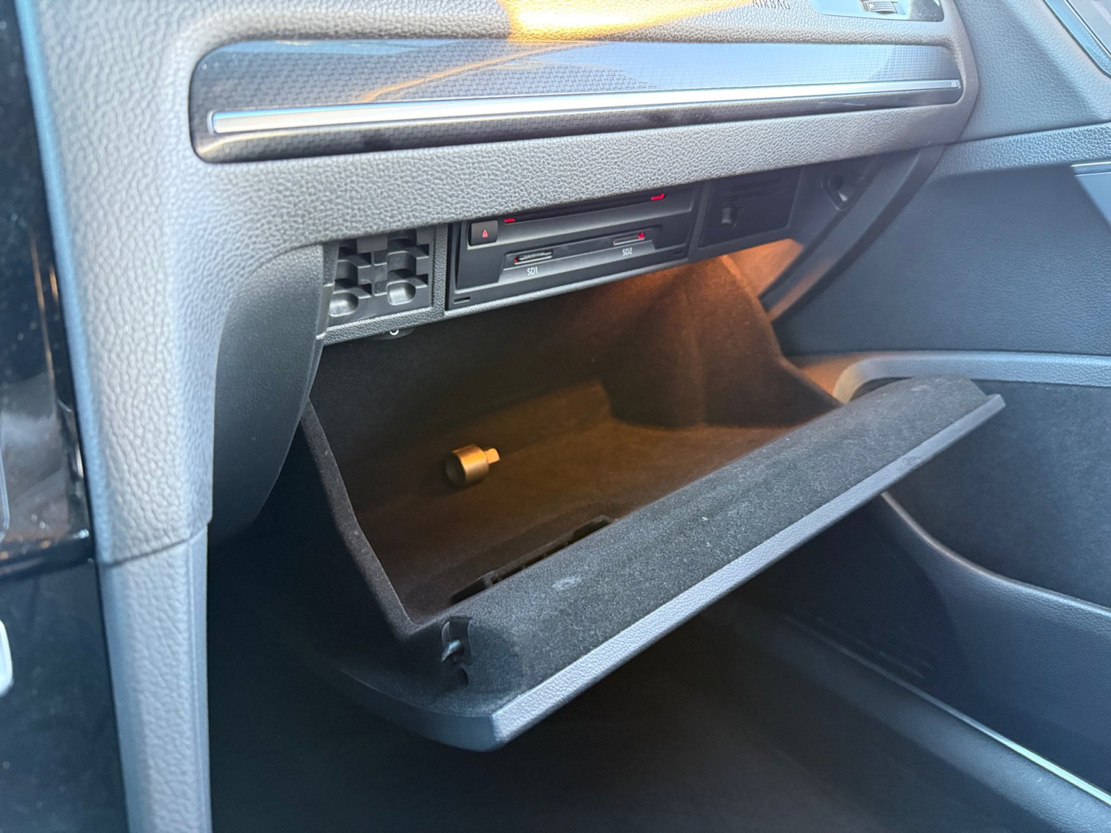 Used 2019 Volkswagen Golf R 4-Door image 21