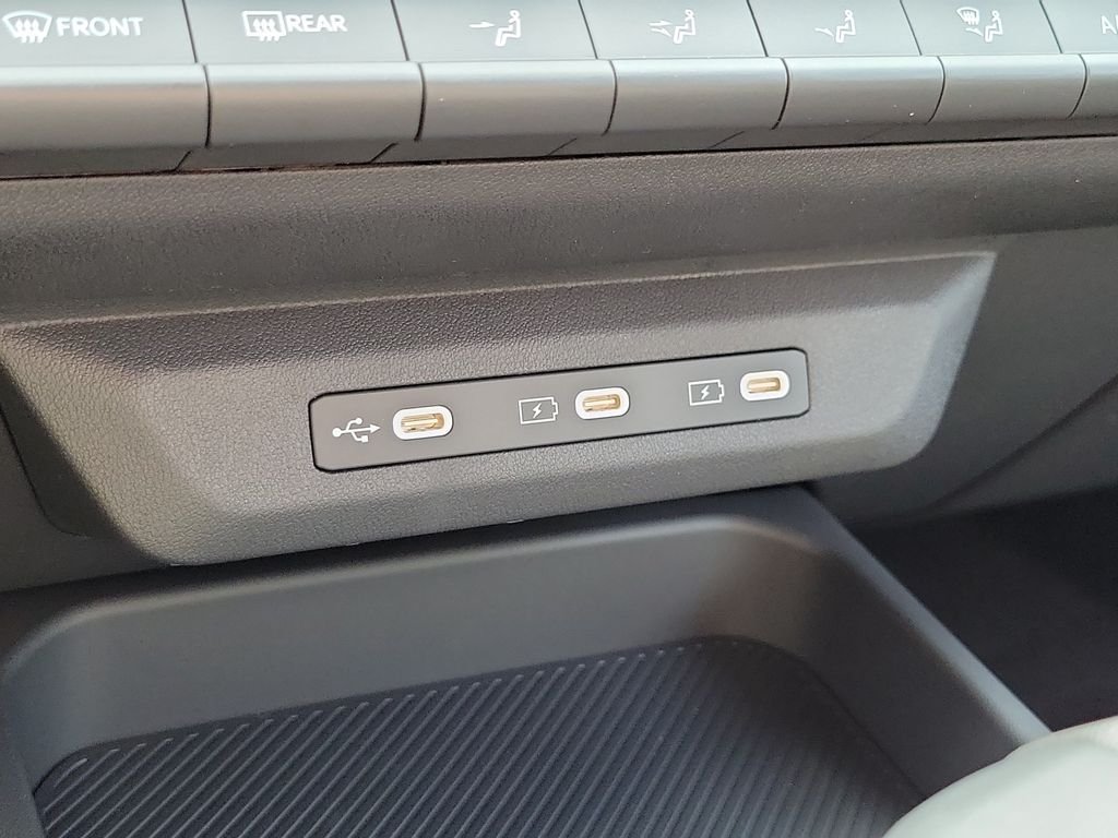 New 2027 Kia Seltos LX FWD image 32