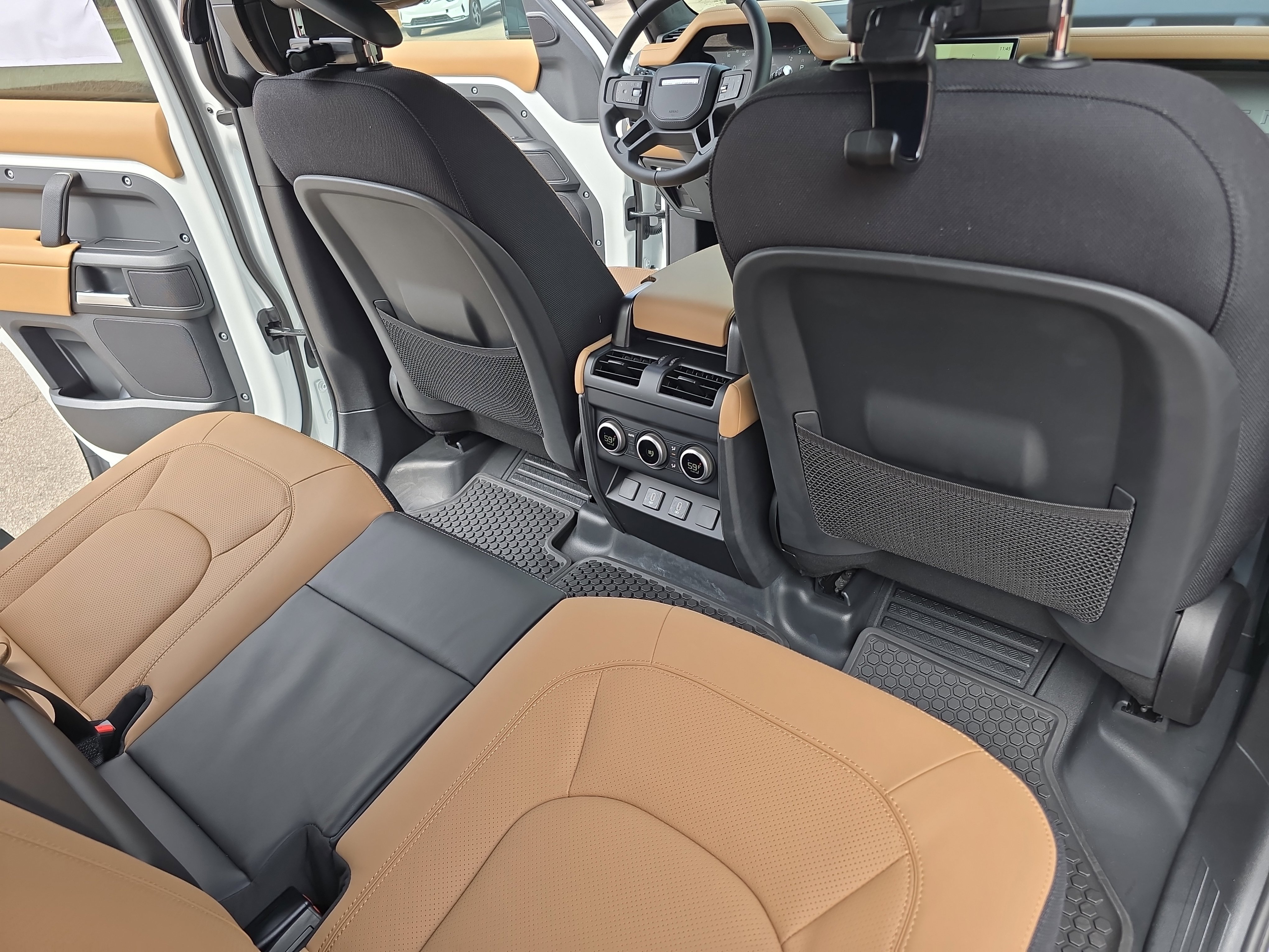 New 2026 Land Rover Defender 110 V8 image 11