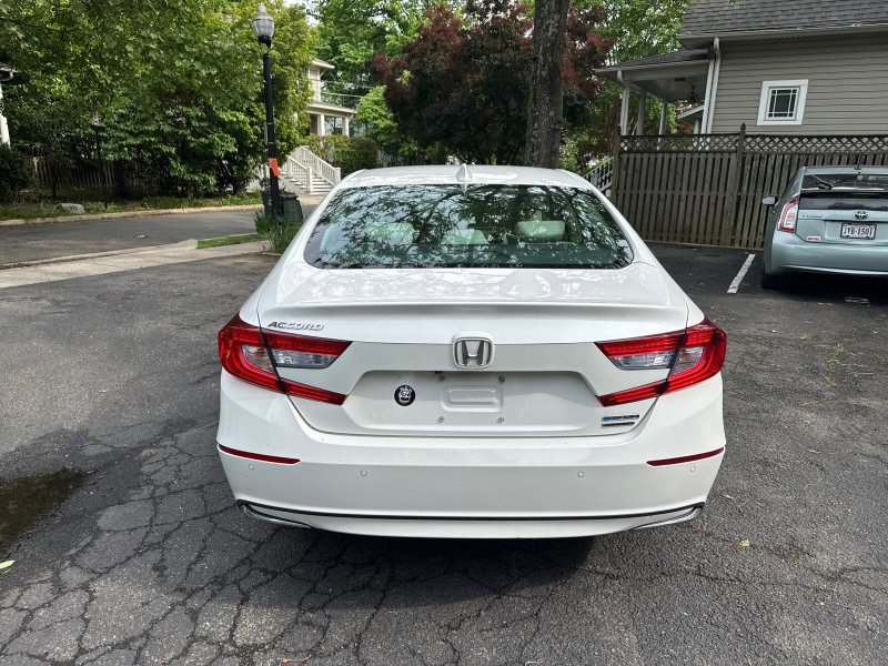 Used 2019 Honda Accord Touring image 9