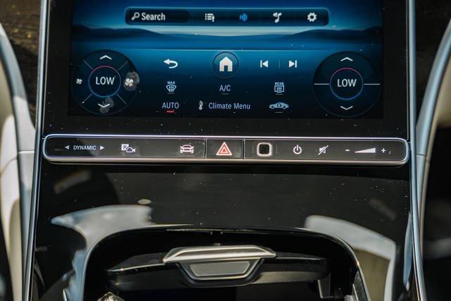 New 2026 Mercedes-Benz C 300 4MATIC Sedan image 23