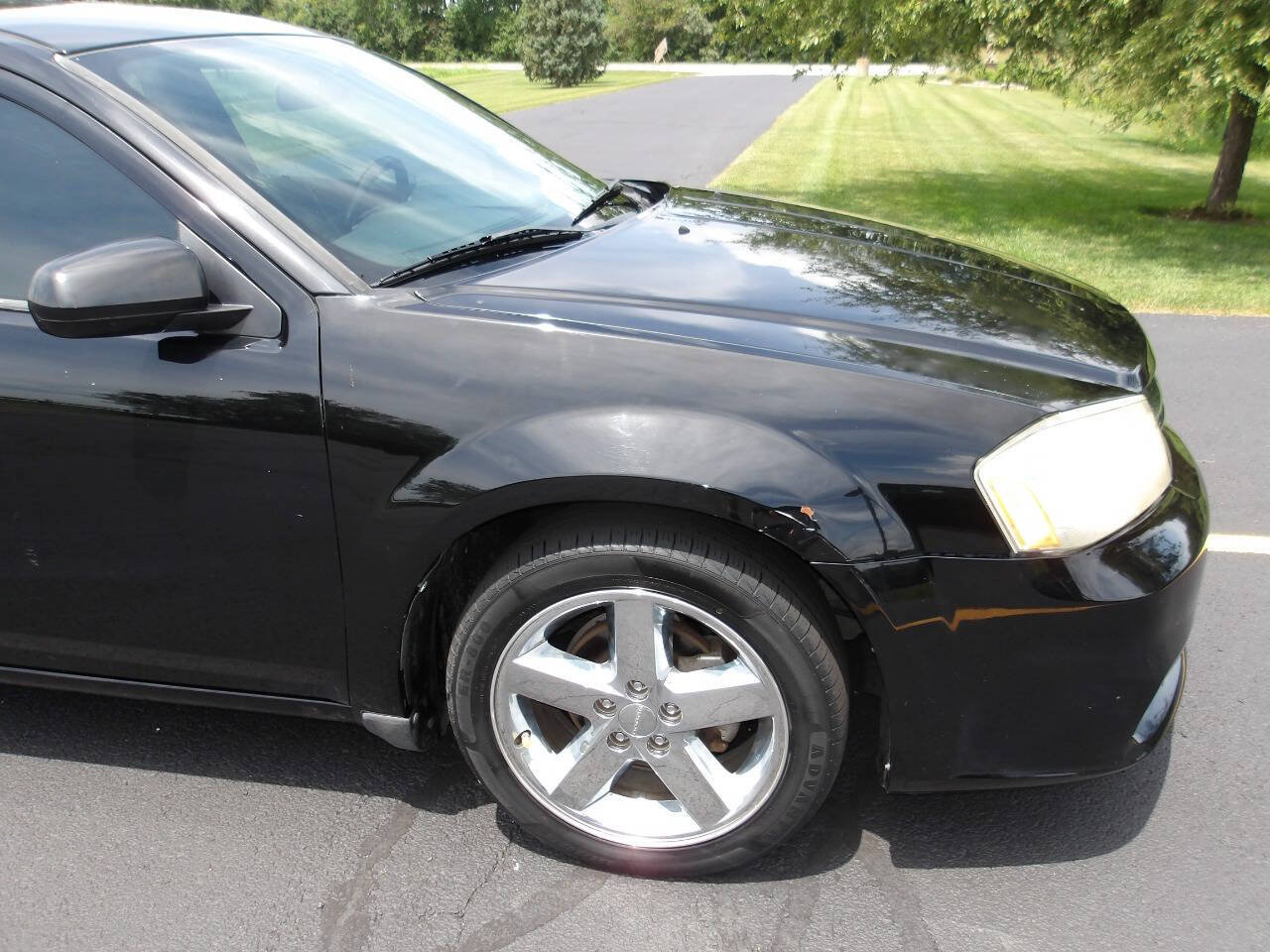 Used 2013 Dodge Avenger SXT FWD image 23