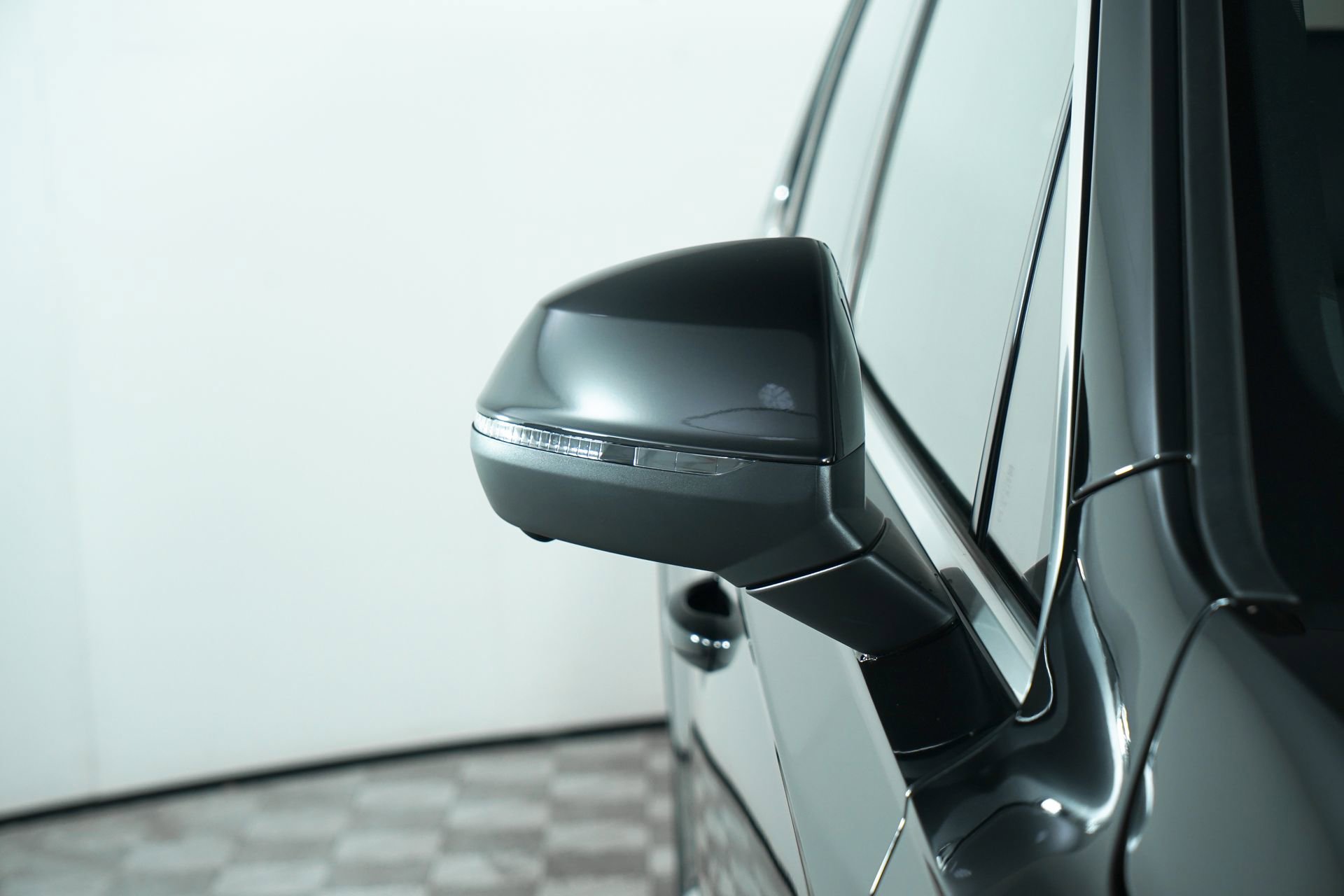 New 2025 Audi Q7 3.0T Prestige image 13