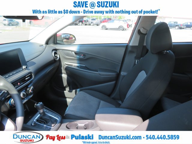 Used 2022 Hyundai Kona SE image 11