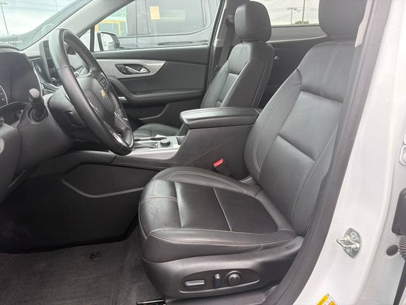 Used 2023 Chevrolet Blazer LT AWD/4WD image 21