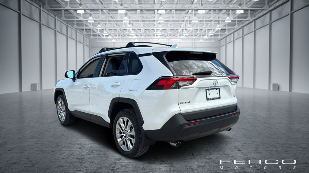 Used 2024 Toyota RAV4 XLE Premium FWD image 3