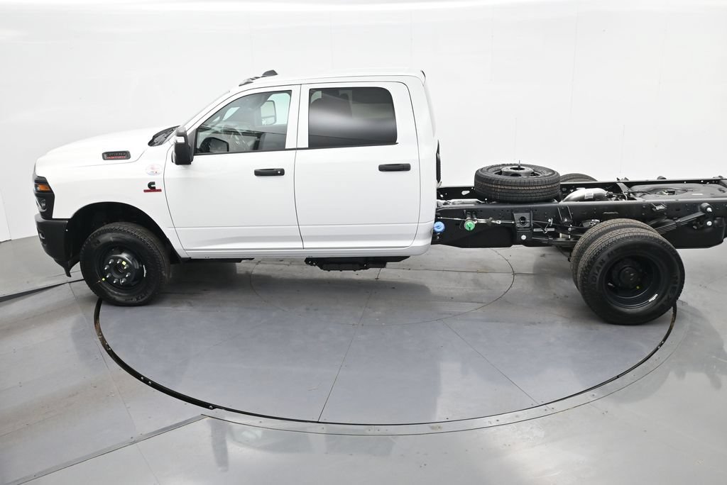 New 2026 RAM 3500 Tradesman AWD/4WD image 29