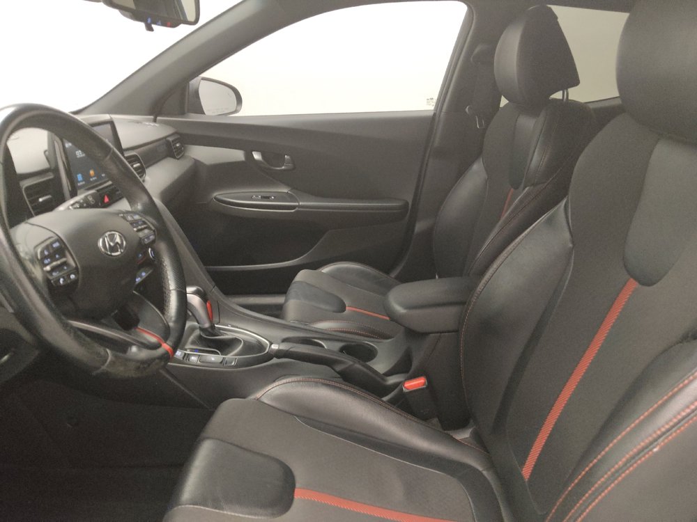 Used 2020 Hyundai Veloster Turbo FWD image 17