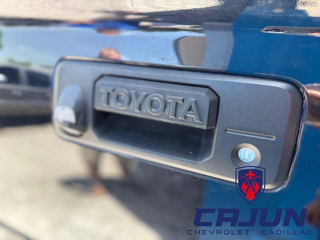 Used 2019 Toyota Tundra SR5 w/ SR5 Upgrade Package RWD image 18