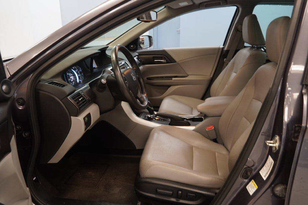 Used 2015 Honda Accord EX-L image 5
