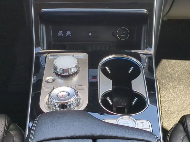 Used 2025 Genesis GV80 2.5T Standard image 18