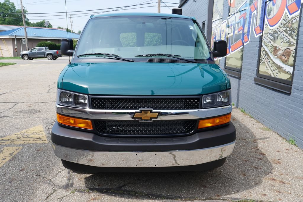 New 2026 Chevrolet Express 3500 w/ Driver Convenience Package RWD image 22