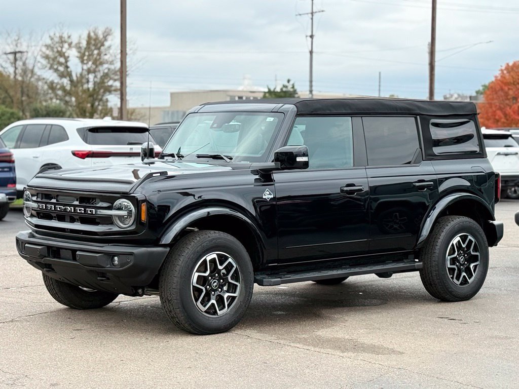 Certified 2023 Ford Bronco Outer Banks AWD/4WD image 45