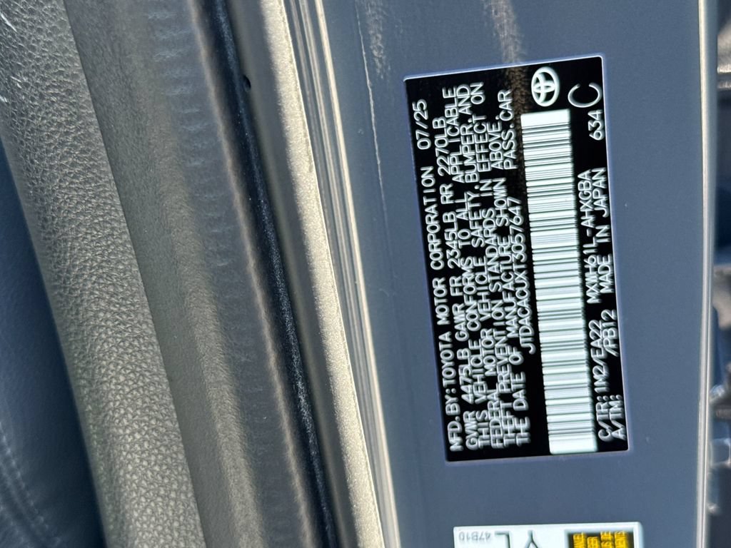 Used 2026 Toyota Prius Plug-In Hybrid FWD image 28