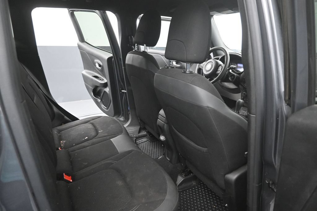 Used 2022 Jeep Renegade Altitude AWD/4WD image 22