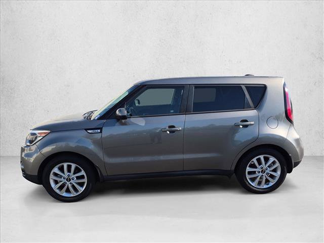 Used 2017 Kia Soul + FWD image 9