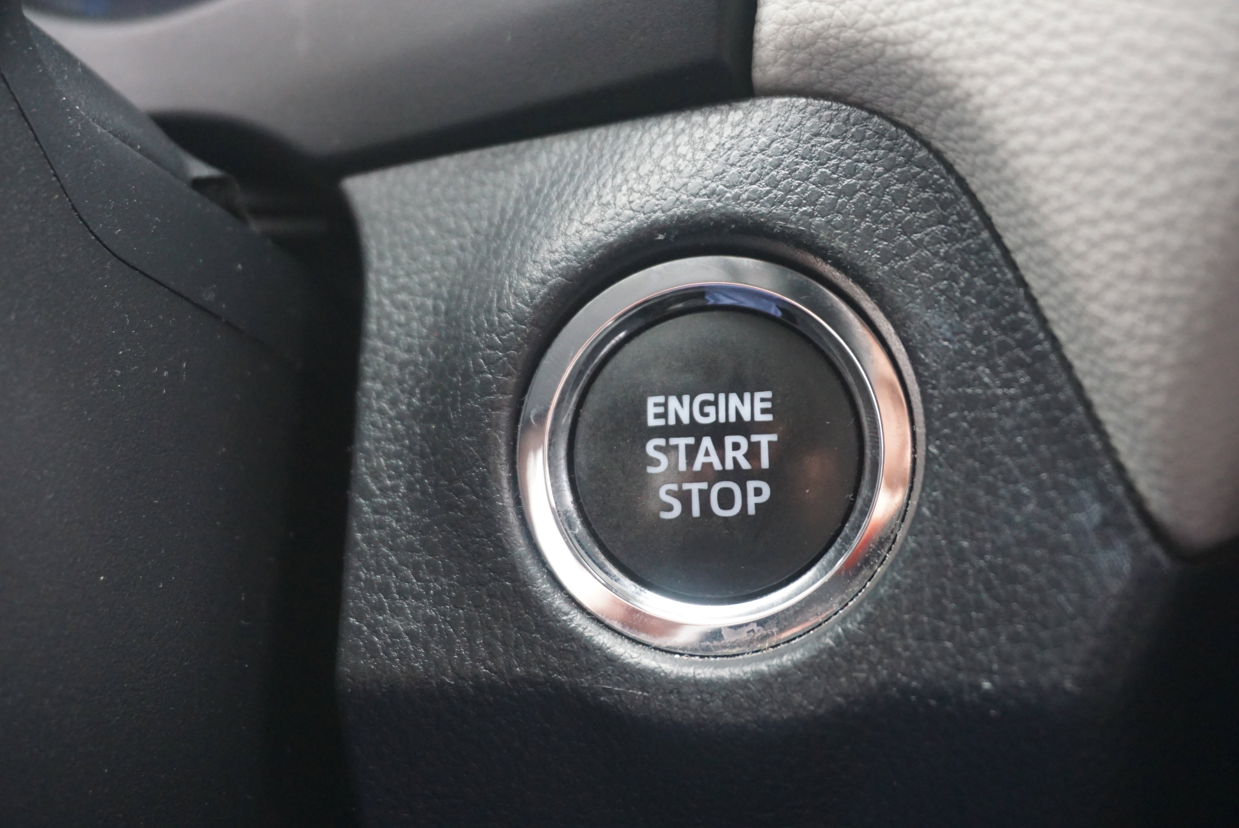 Used 2023 Toyota RAV4 XLE image 11