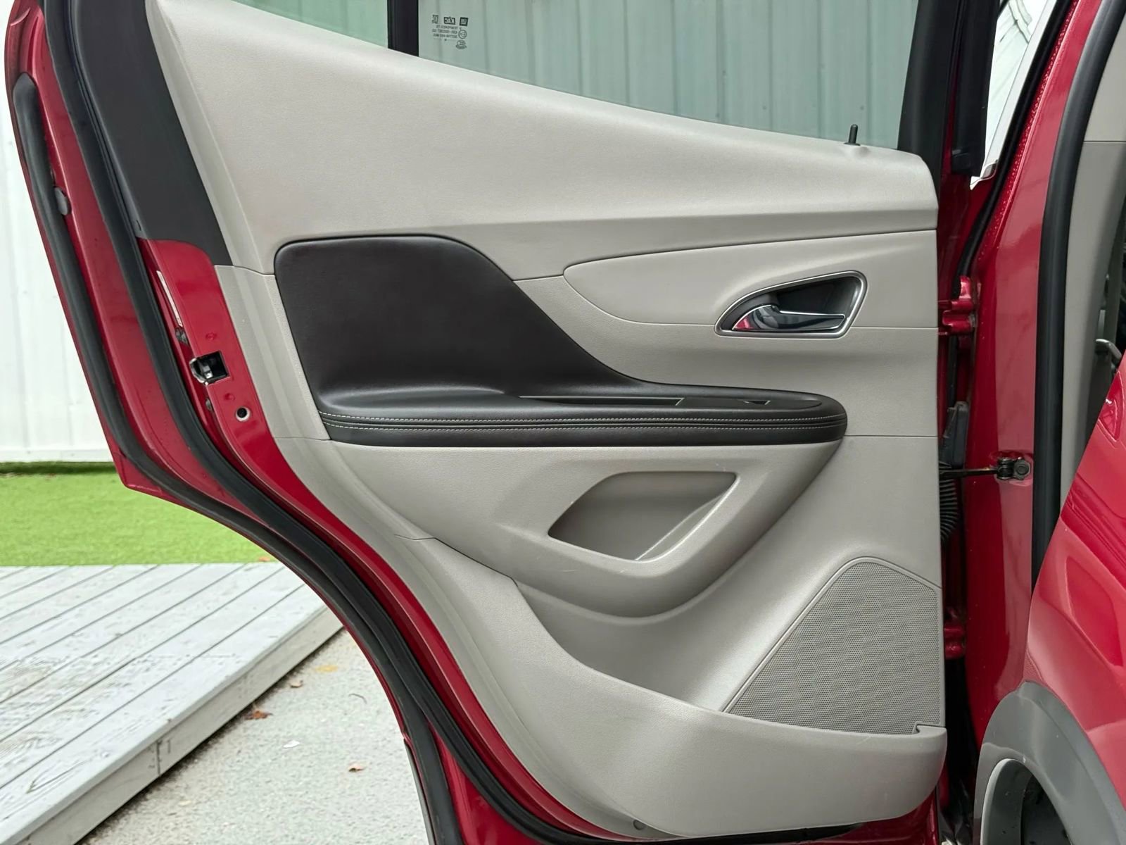 Used 2014 Buick Encore Leather image 13