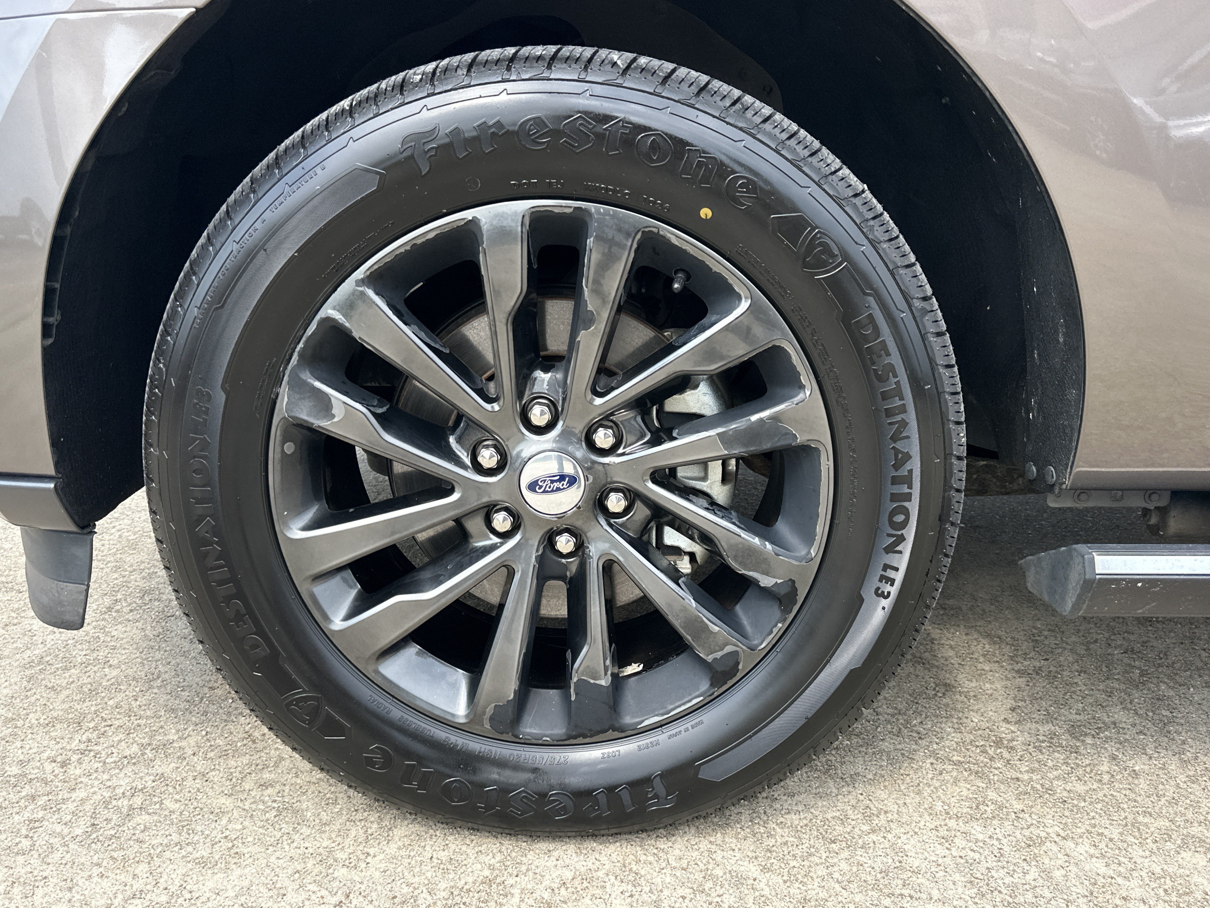 Used 2019 Ford Expedition Limited w/ Equipment Group 301A RWD image 12