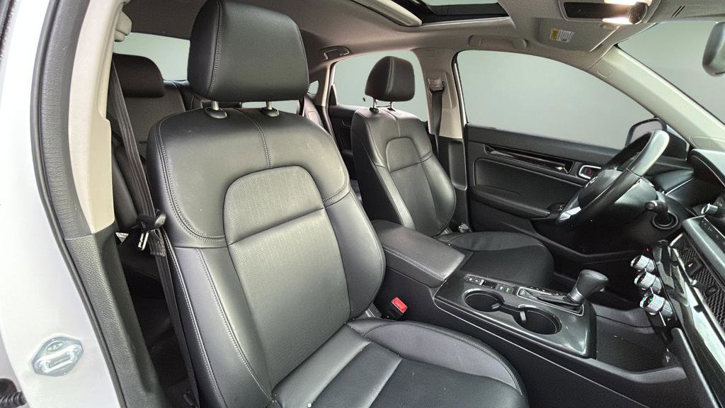 Used 2024 Honda Civic EX-L image 18
