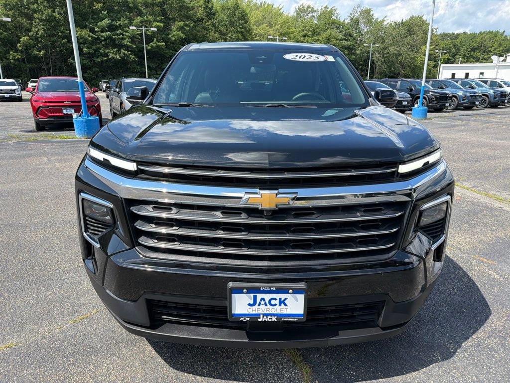 Certified 2025 Chevrolet Traverse LT AWD/4WD image 2
