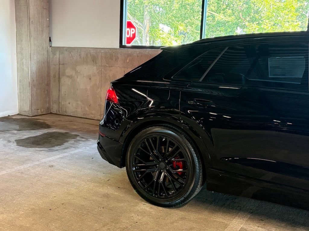 New 2027 Audi SQ8 Prestige AWD/4WD image 10