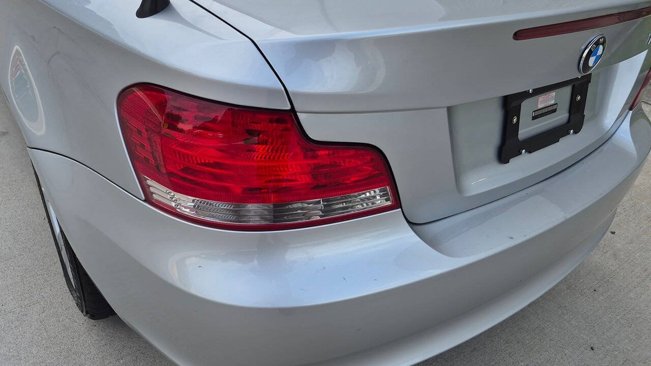 Used 2008 BMW 128i Convertible RWD image 14