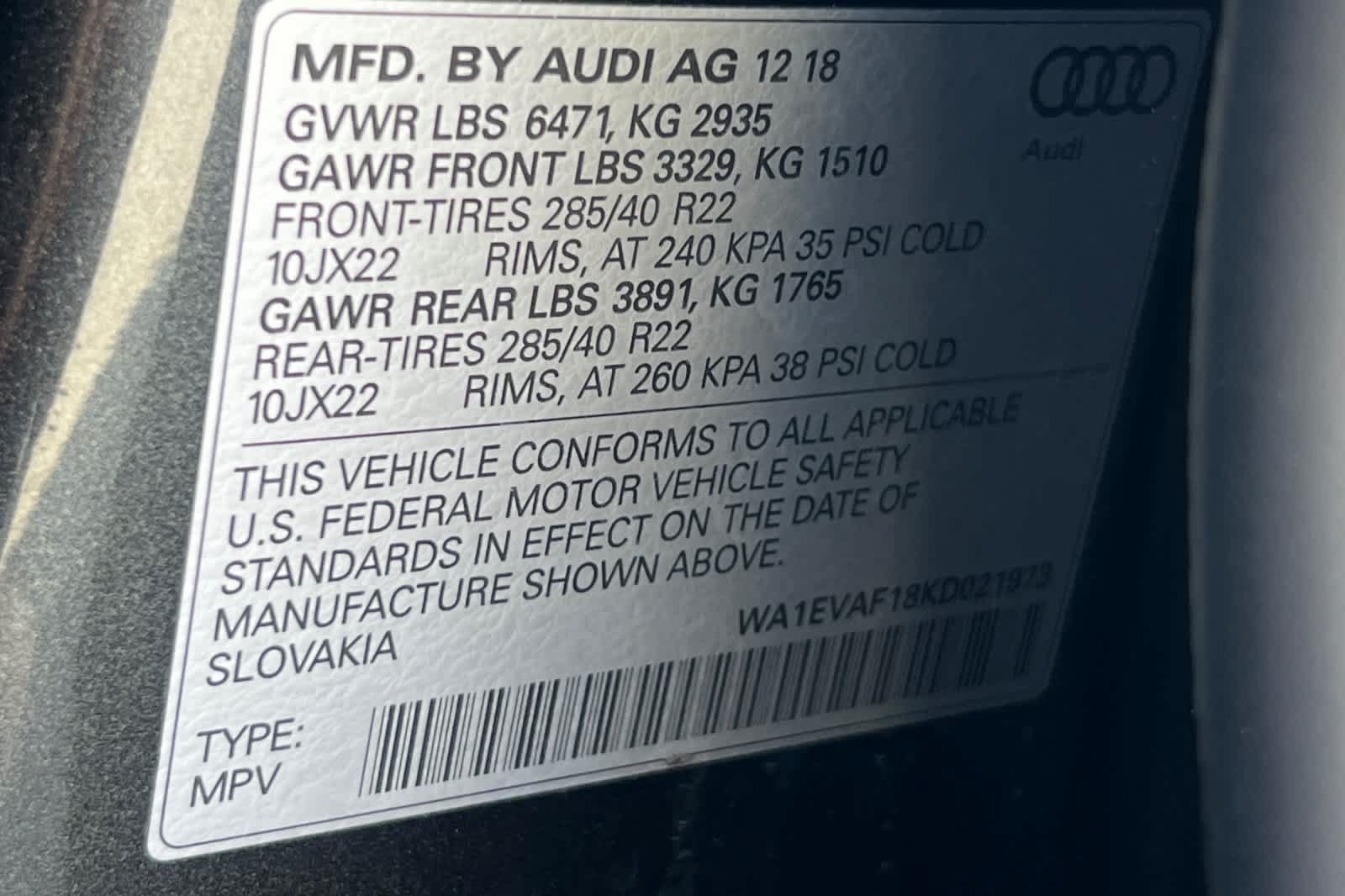 Used 2019 Audi Q8 Premium Plus w/ Premium Plus AWD/4WD image 31
