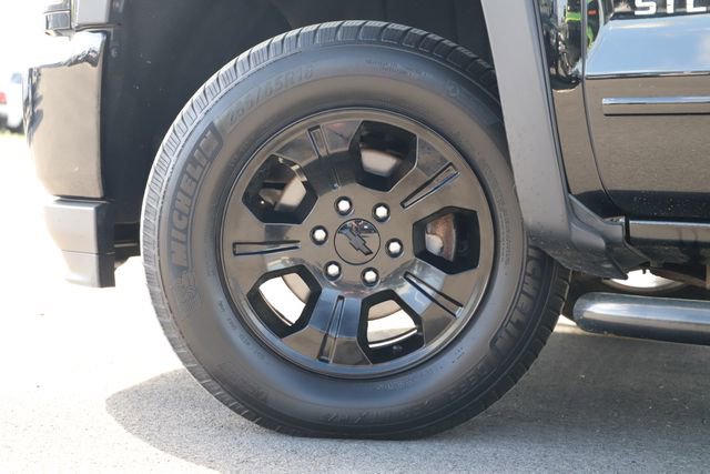Used 2017 Chevrolet Silverado 1500 LT w/ All Star Edition image 2