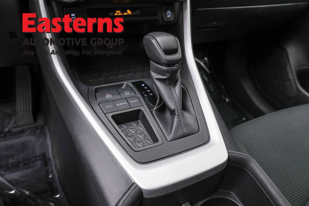 Used 2024 Toyota RAV4 LE image 13