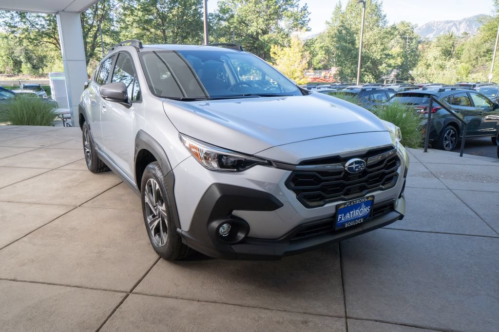 Used 2026 Subaru Crosstrek 2.5i Premium AWD/4WD image 2