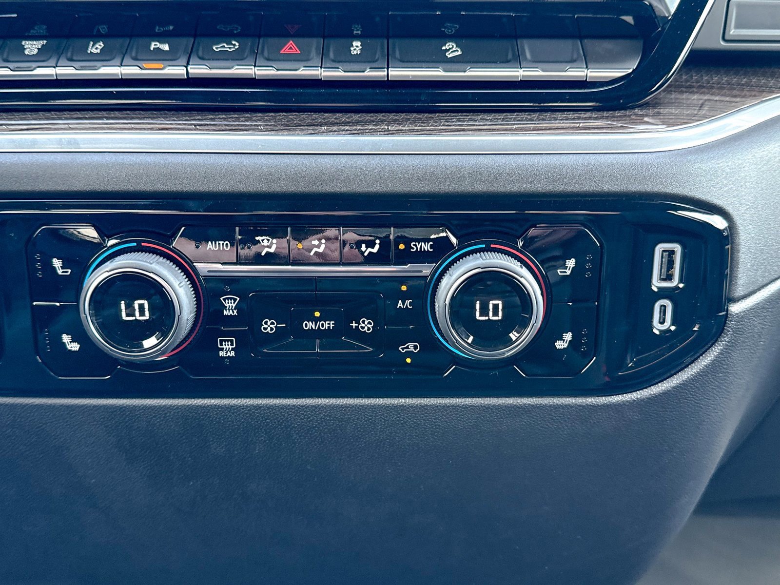 New 2026 Chevrolet Silverado 2500 LT w/ Trail Boss Package image 33