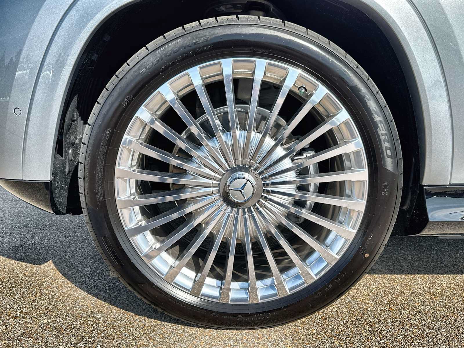 New 2026 Mercedes-Benz Maybach GLS 600 4MATIC image 14