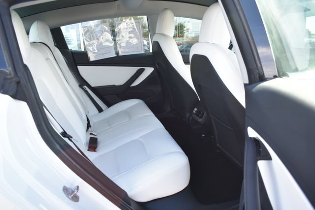 Used 2020 Tesla Model 3 Standard Range Plus RWD image 35