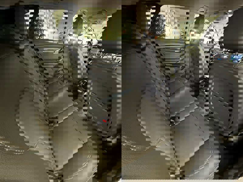 Used 2025 VinFast VF 8 Eco image 16