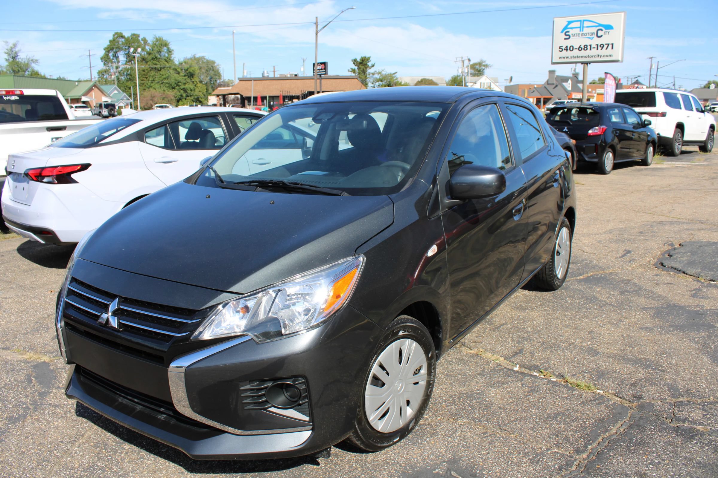 Used 2024 Mitsubishi Mirage ES FWD image 2
