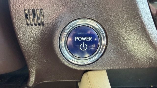 Used 2017 Lexus RX 450h AWD w/ Cold Weather Package image 22