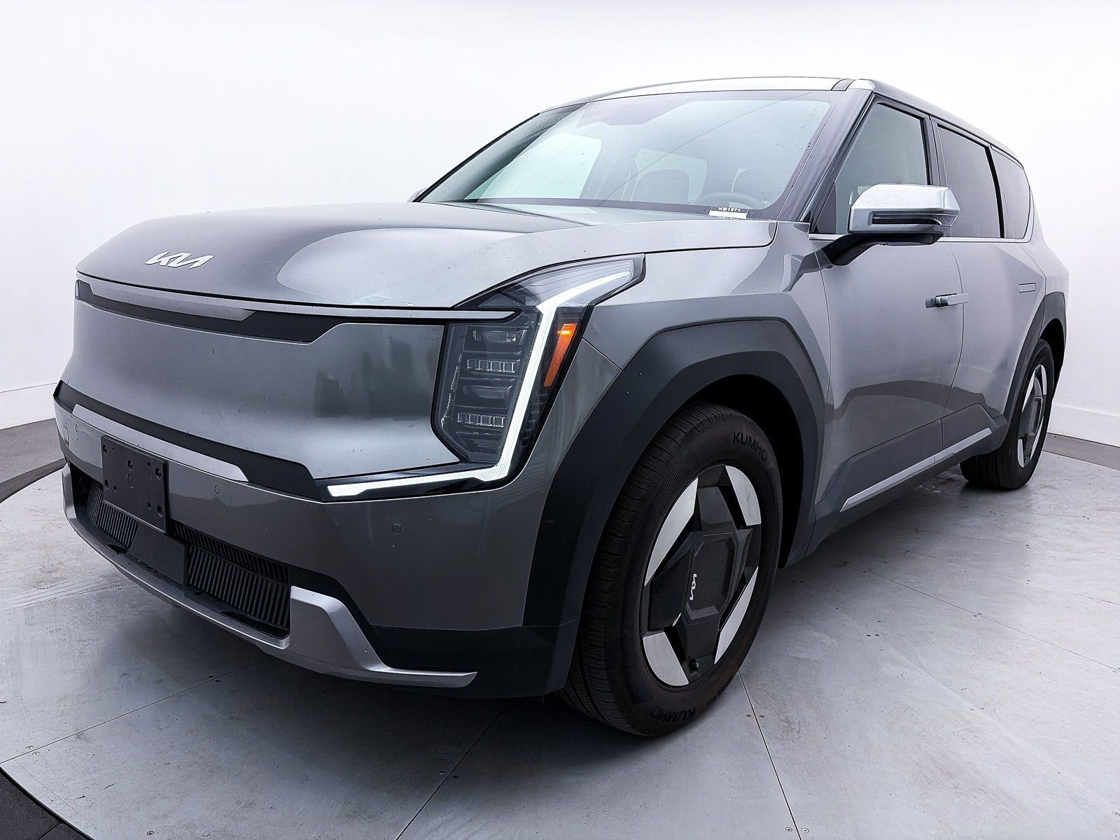 Used 2024 Kia EV9 Light Long Range image 12