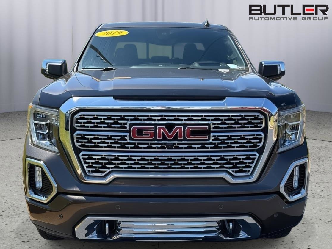 Used 2019 GMC Sierra 1500 Denali w/ Technology Package AWD/4WD image 9