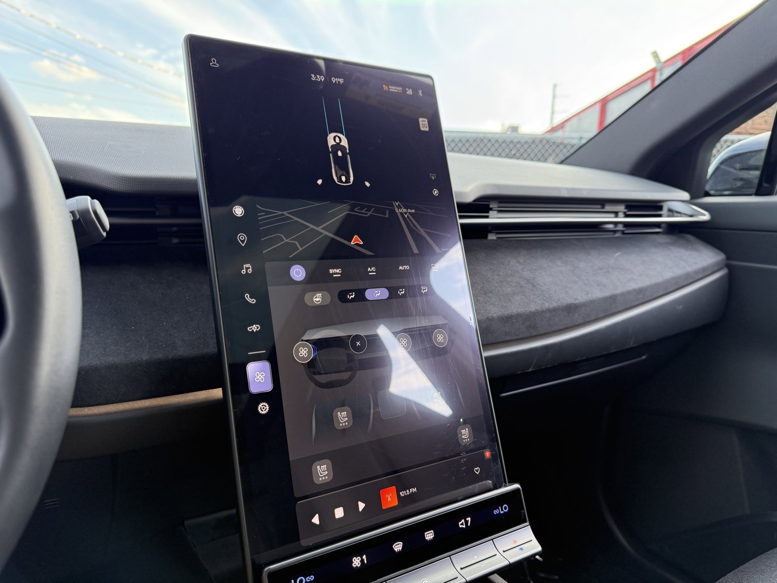 Used 2023 Fisker Ocean Ultra image 18