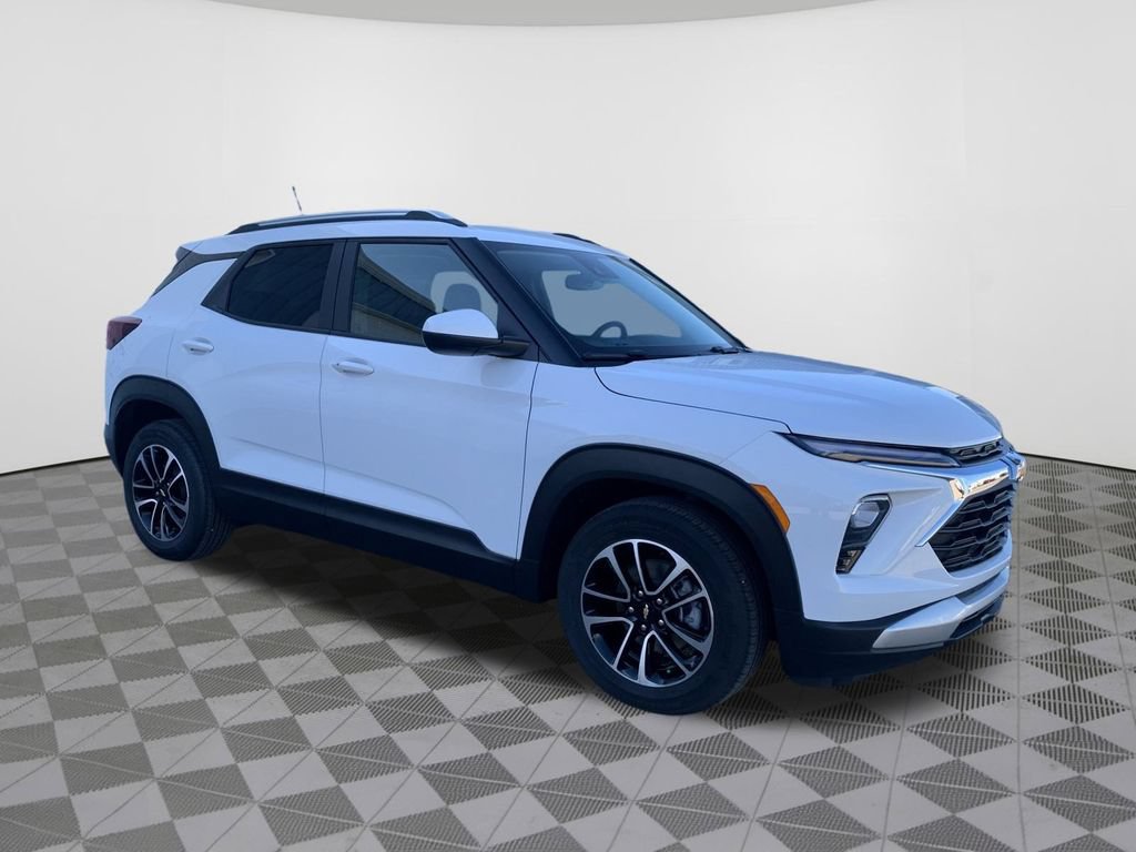 New 2025 Chevrolet TrailBlazer LT w/ Convenience Package FWD image 4