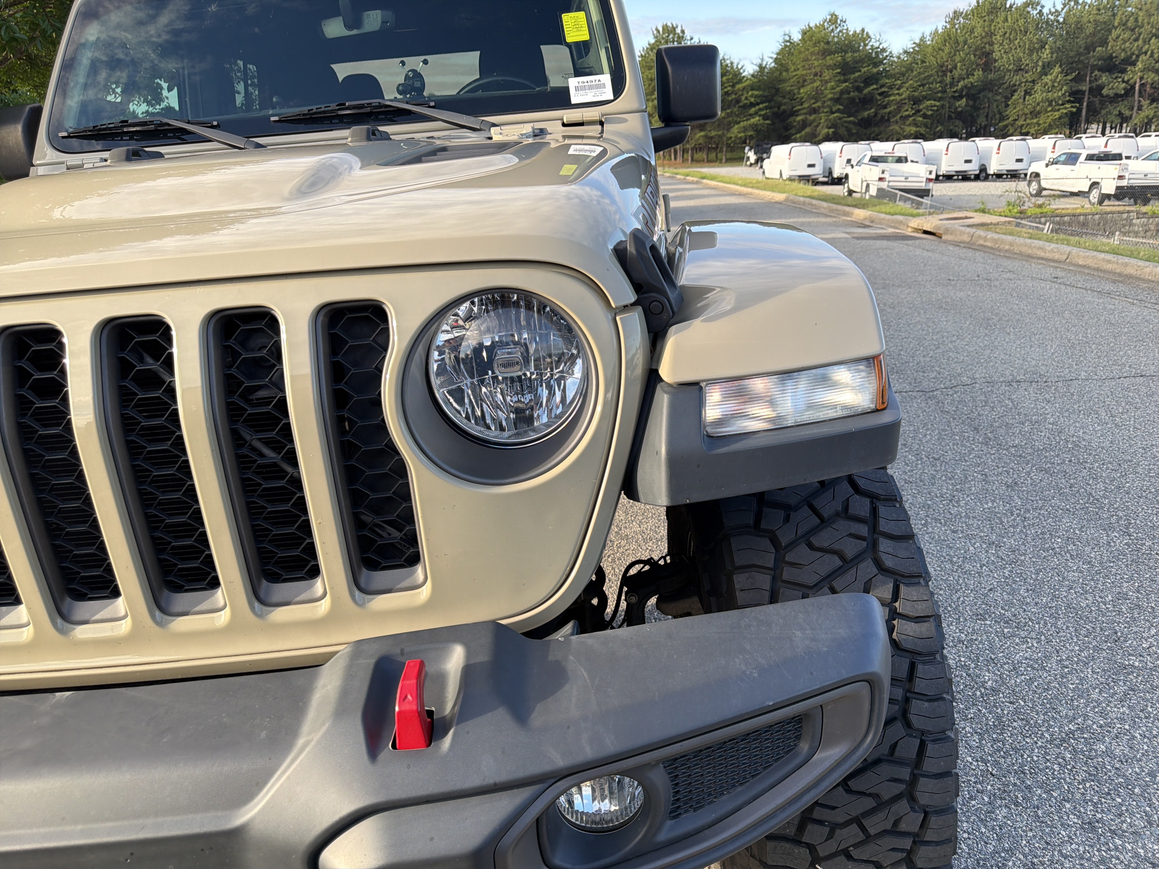 Used 2020 Jeep Gladiator Rubicon AWD/4WD image 6