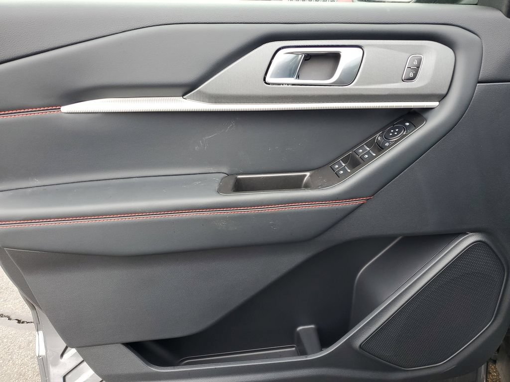 New 2026 Ford Explorer ST-Line AWD/4WD image 25