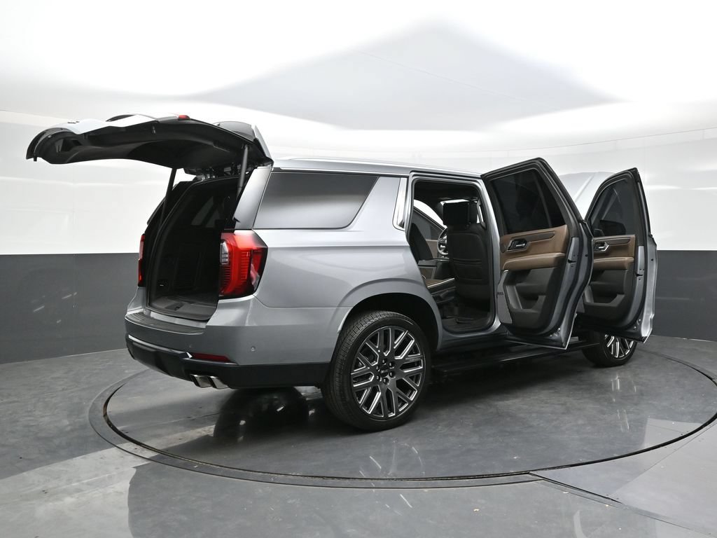 Used 2026 GMC Yukon Denali Ultimate w/ LPO, Floor Liner Package AWD/4WD image 52