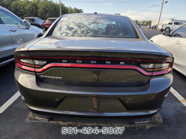 Used 2022 Dodge Charger SXT RWD image 5