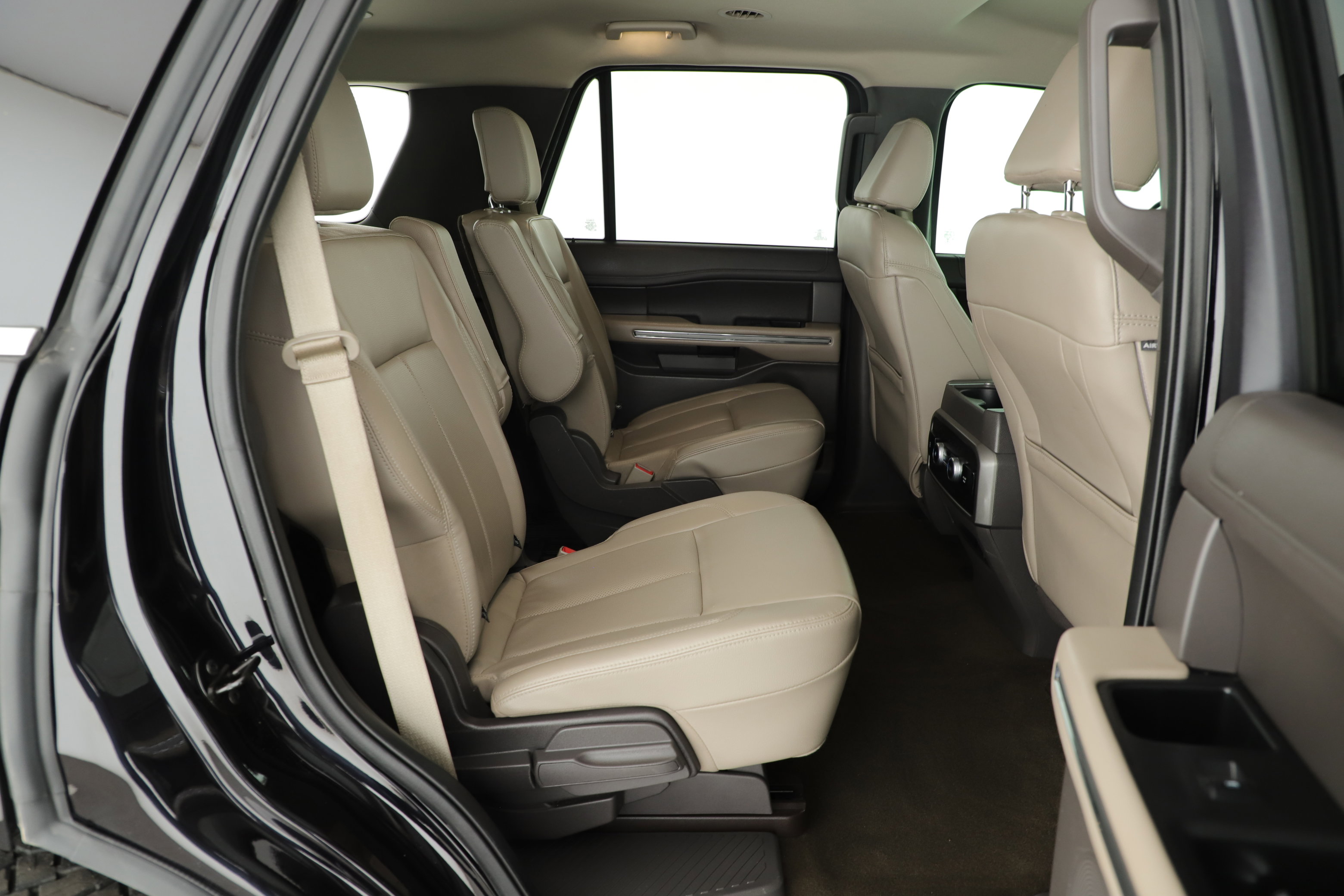 Used 2021 Ford Expedition XLT RWD image 14