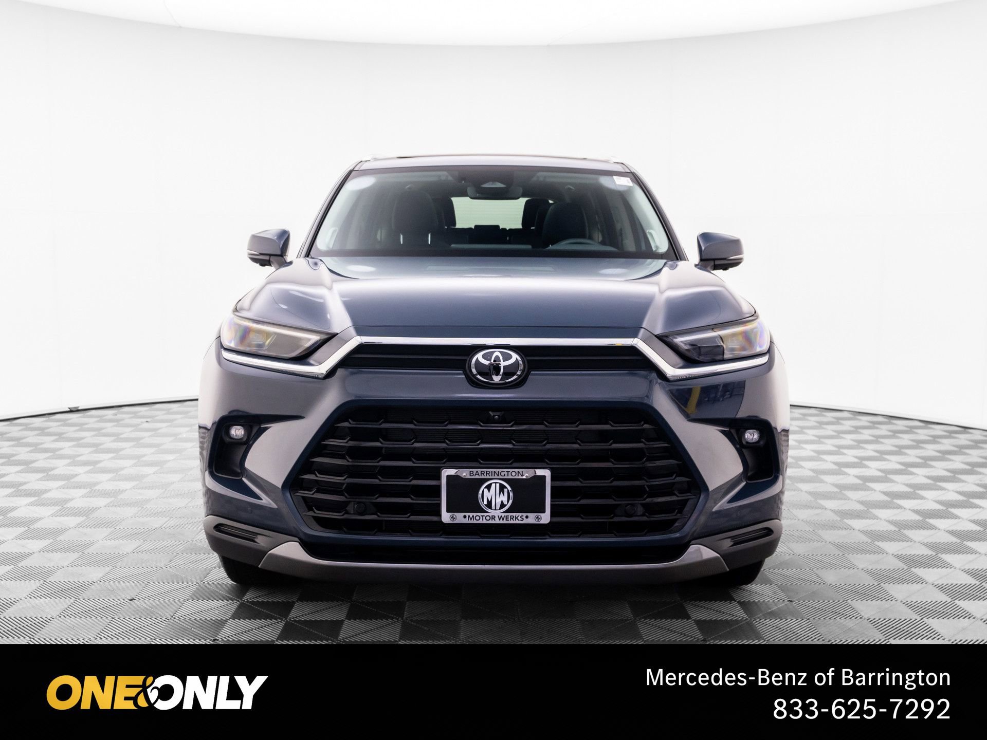Used 2025 Toyota Grand Highlander AWD image 8