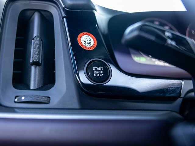 Used 2025 Porsche Cayenne S image 34