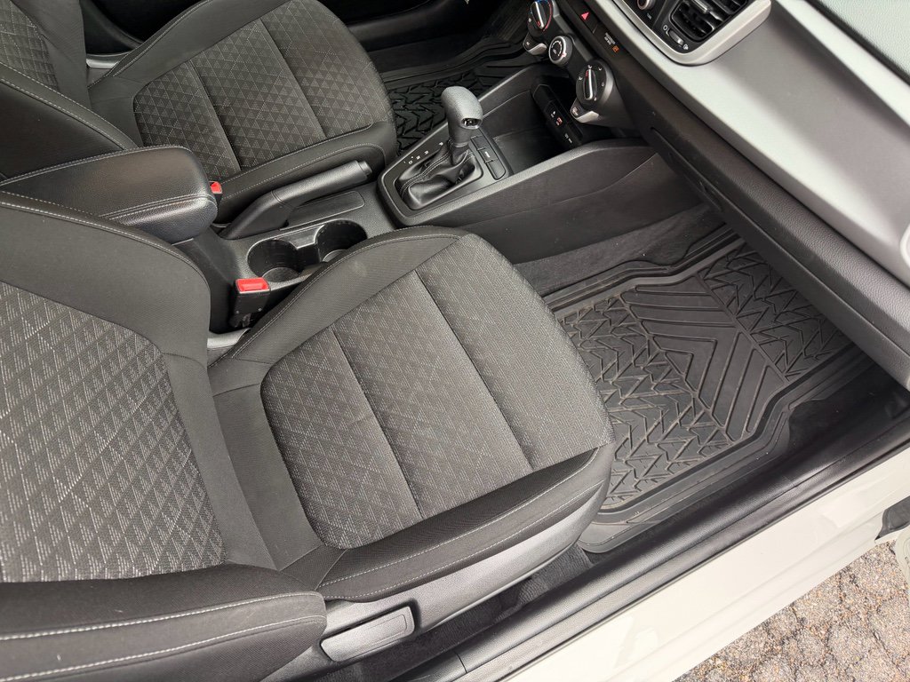 Used 2018 Kia Rio S image 19