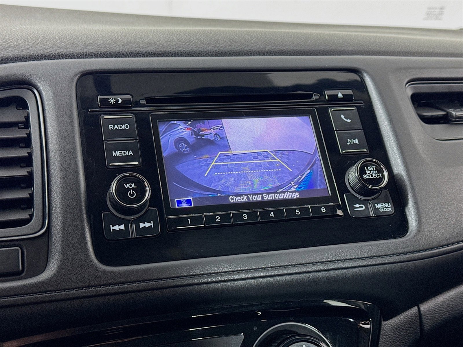 Used 2019 Honda HR-V LX image 11